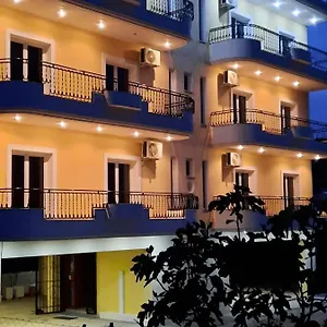  Apartment Amarildo